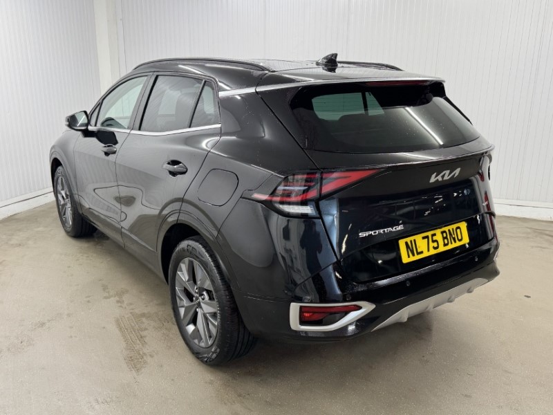 2025 (75) KIA SPORTAGE 1.6T GDi 207 HEV GT-Line 5dr Auto 5027973