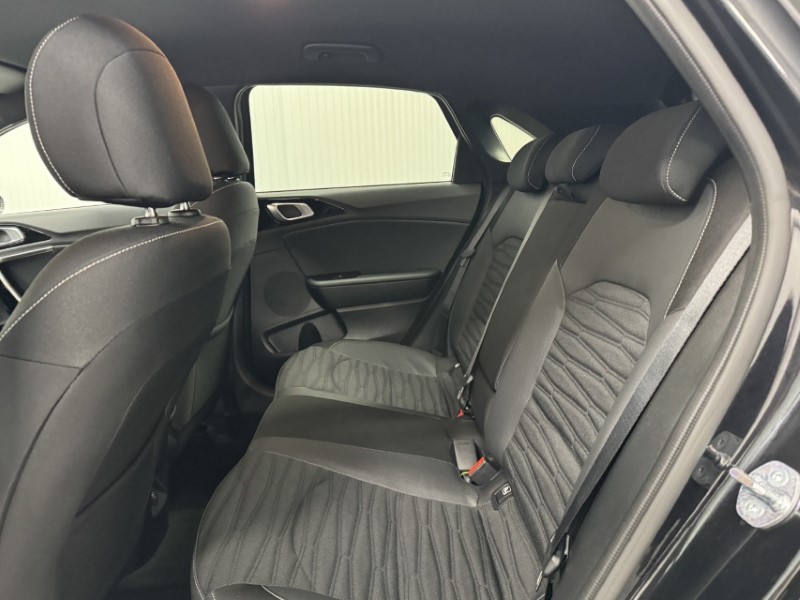 2025 (25) KIA CEED 1.5T GDi ISG 138 GT-Line 5dr 5009944