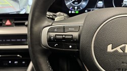 2022 (72) KIA SPORTAGE 1.6T GDi HEV GT-Line S 5dr Auto 5033061