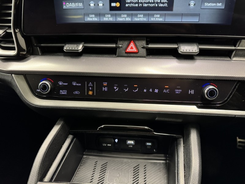 2022 (72) KIA SPORTAGE 1.6T GDi HEV GT-Line S 5dr Auto 5033056