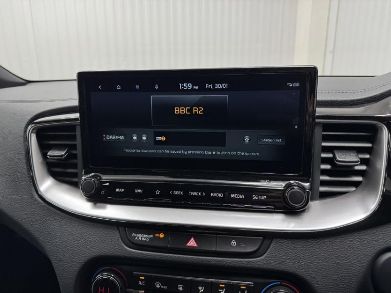 2025 (25) KIA CEED 1.5T GDi ISG 138 GT-Line 5dr 5007427