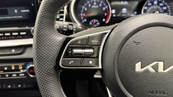 2025 (25) KIA CEED 1.5T GDi ISG 138 GT-Line 5dr 5007429