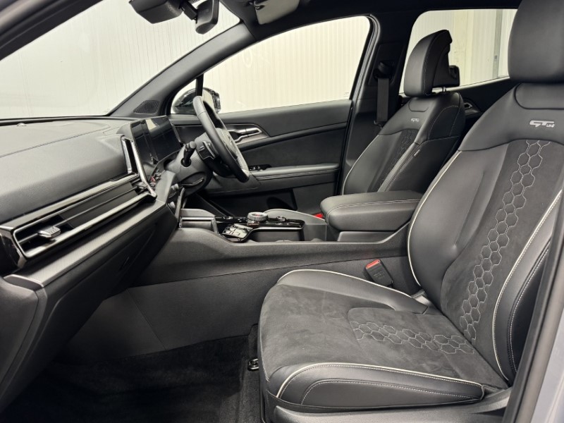 2025 (75) KIA SPORTAGE 1.6T GDi 207 HEV GT-Line 5dr Auto 5018374