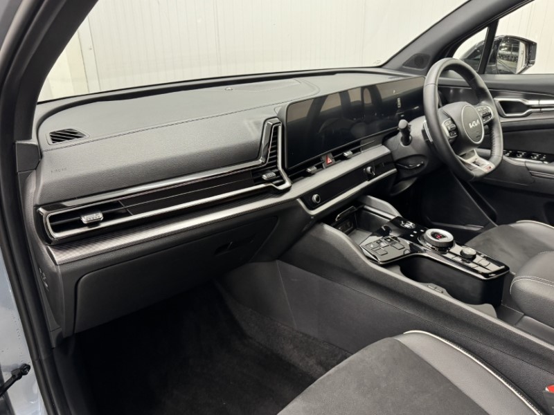 2025 (75) KIA SPORTAGE 1.6T GDi 207 HEV GT-Line 5dr Auto 5018388