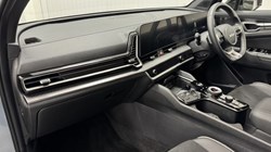 2025 (75) KIA SPORTAGE 1.6T GDi 207 HEV GT-Line 5dr Auto 5018388