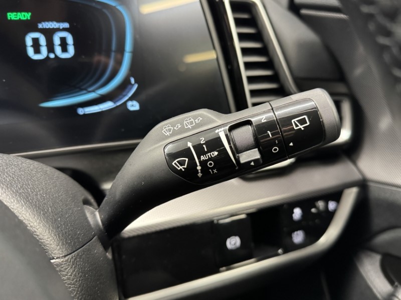 2025 (75) KIA SPORTAGE 1.6T GDi 207 HEV GT-Line 5dr Auto 5018403