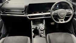 2025 (75) KIA SPORTAGE 1.6T GDi 207 HEV GT-Line 5dr Auto 5018387