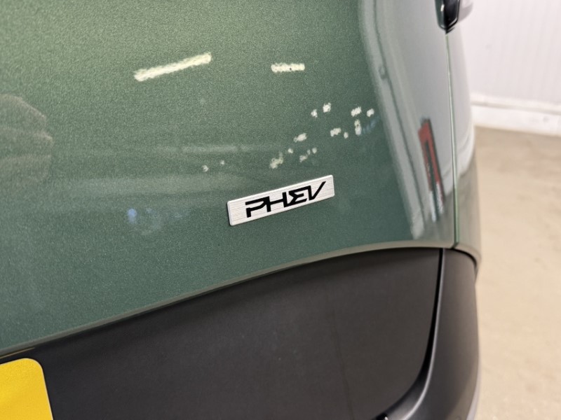 2023 (73) KIA SPORTAGE 1.6T GDi PHEV 3 5dr Auto AWD 5034903