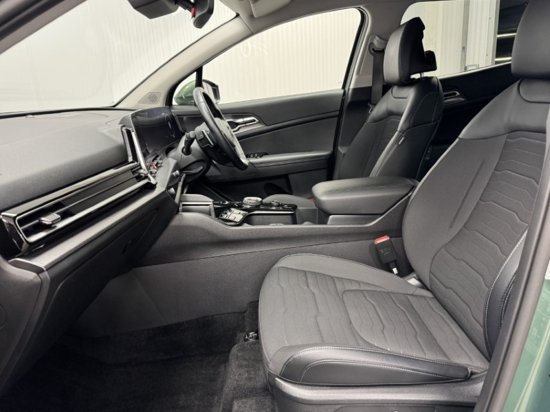 2023 (73) KIA SPORTAGE 1.6T GDi PHEV 3 5dr Auto AWD 5034887