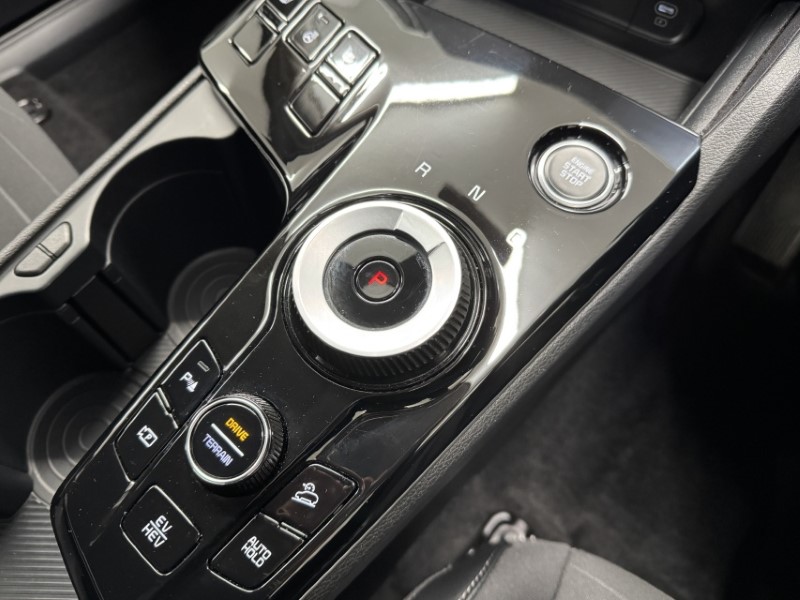 2023 (73) KIA SPORTAGE 1.6T GDi PHEV 3 5dr Auto AWD 5034892