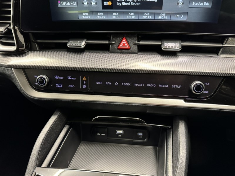 2023 (73) KIA SPORTAGE 1.6T GDi PHEV 3 5dr Auto AWD 5034910