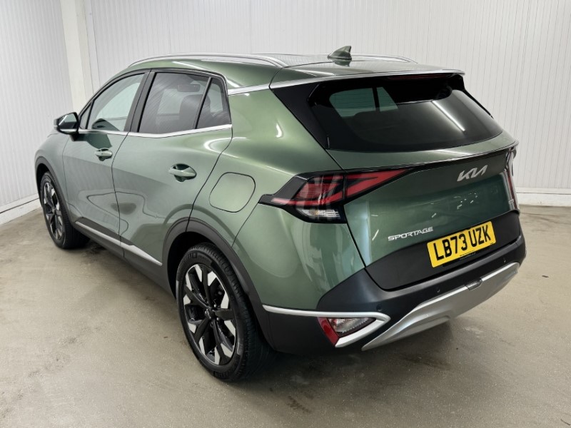 2023 (73) KIA SPORTAGE 1.6T GDi PHEV 3 5dr Auto AWD 5034878