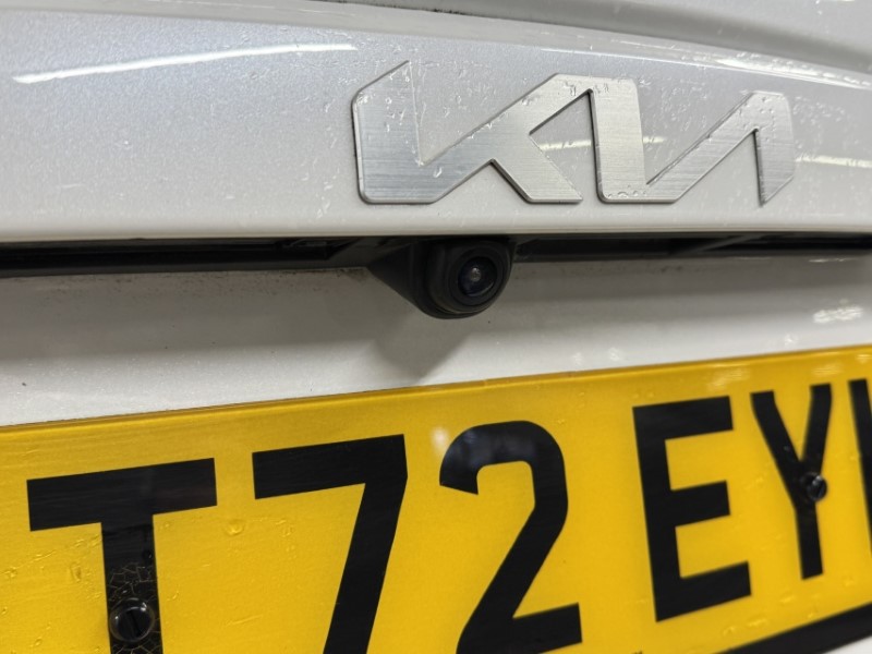 2023 (72) KIA NIRO 1.6 GDi Hybrid 4 5dr DCT 5050027