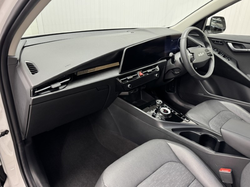 2023 (72) KIA NIRO 1.6 GDi Hybrid 4 5dr DCT 5050017