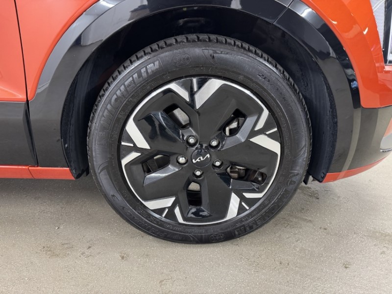 2023 (23) KIA NIRO 150kW 3 65kWh 5dr Auto 5047035