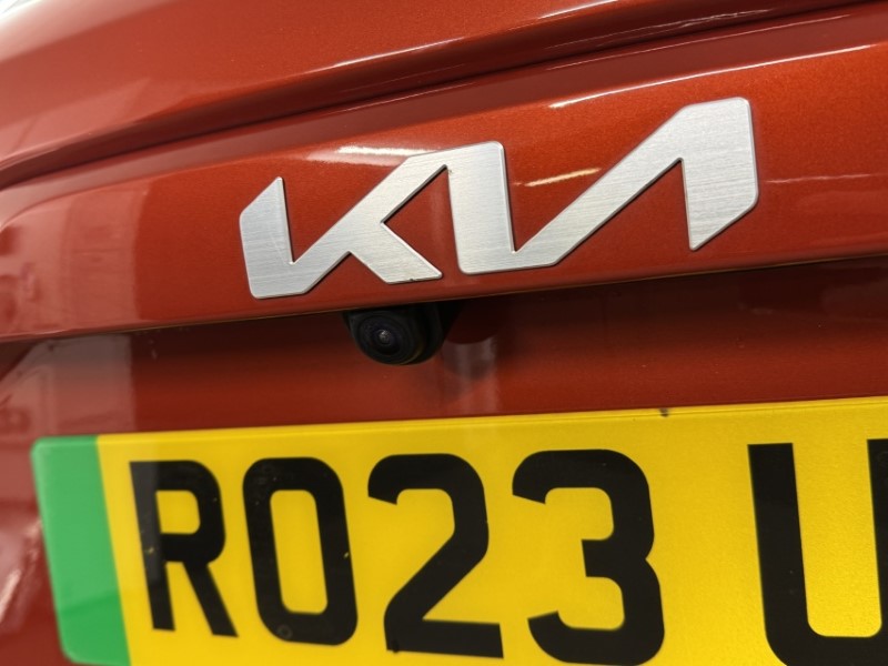 2023 (23) KIA NIRO 150kW 3 65kWh 5dr Auto 5047010