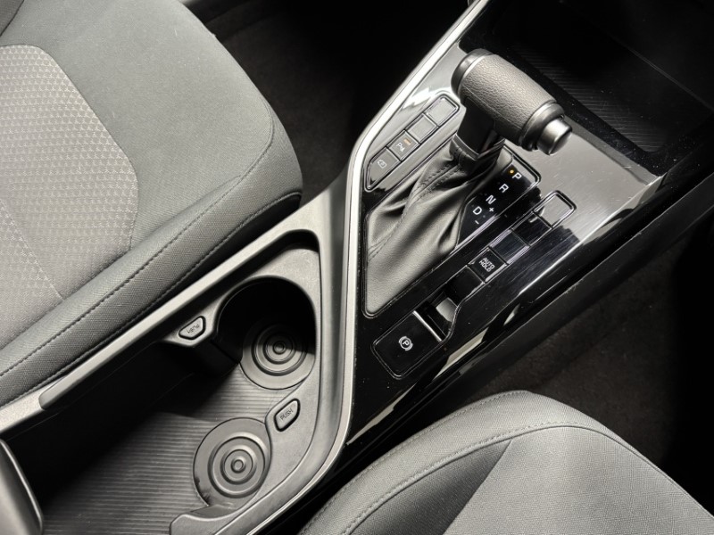 2023 (72) KIA NIRO 1.6 GDi Hybrid 2 5dr DCT 5017087