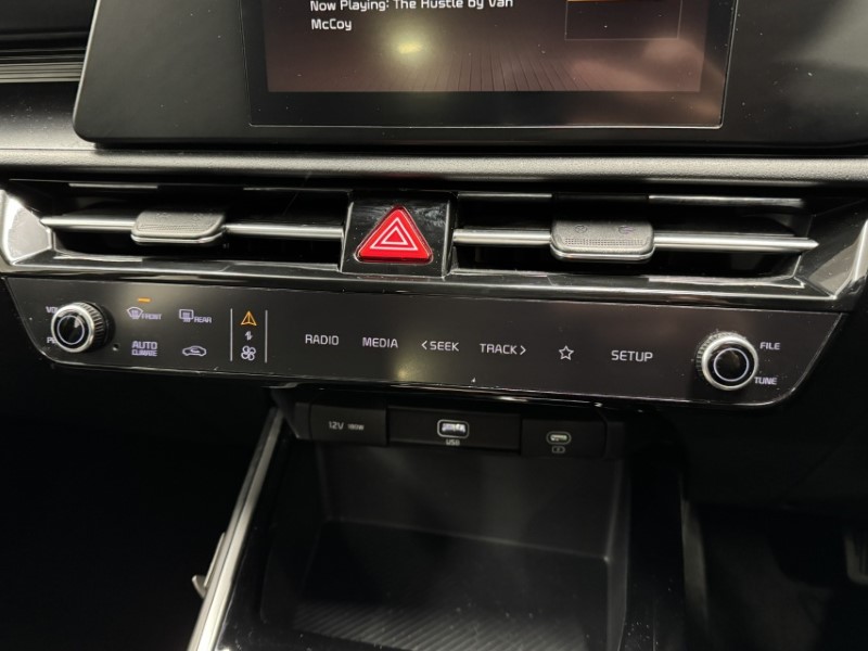 2023 (72) KIA NIRO 1.6 GDi Hybrid 2 5dr DCT 5017068