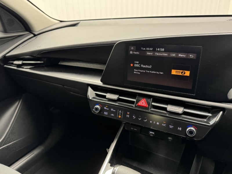 2023 (72) KIA NIRO 1.6 GDi Hybrid 2 5dr DCT 5017066