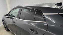 2025 (74) KIA SPORTAGE 1.6T GDi 207 HEV 3 5dr Auto 5083112