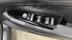 2025 (74) KIA SPORTAGE 1.6T GDi 207 HEV 3 5dr Auto 5083120