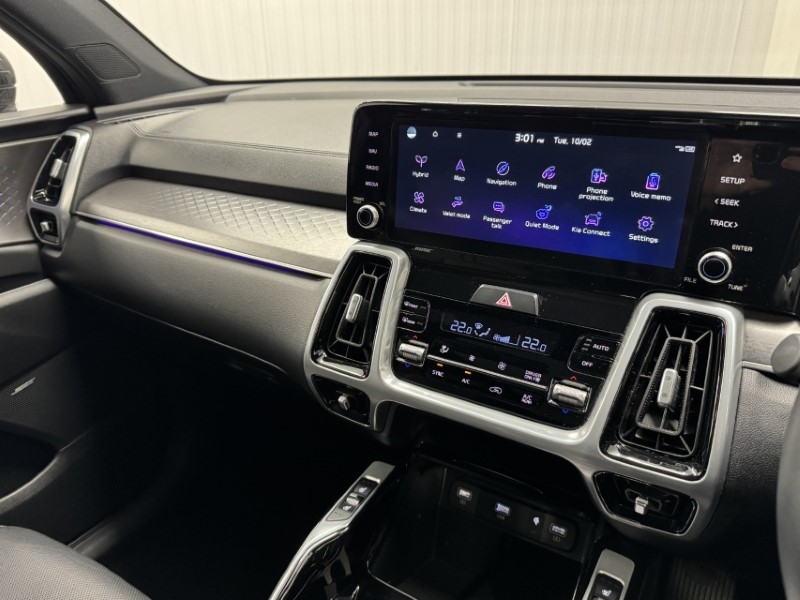 2024 (73) KIA SORENTO 1.6 T-GDi HEV Edition 5dr Auto 5045358