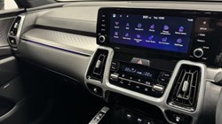 2024 (73) KIA SORENTO 1.6 T-GDi HEV Edition 5dr Auto 5045358