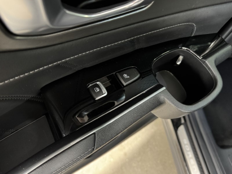 2024 (73) KIA SORENTO 1.6 T-GDi HEV Edition 5dr Auto 5045346