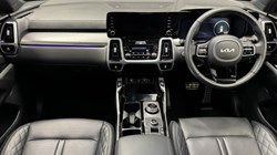 2024 (73) KIA SORENTO 1.6 T-GDi HEV Edition 5dr Auto 5045349