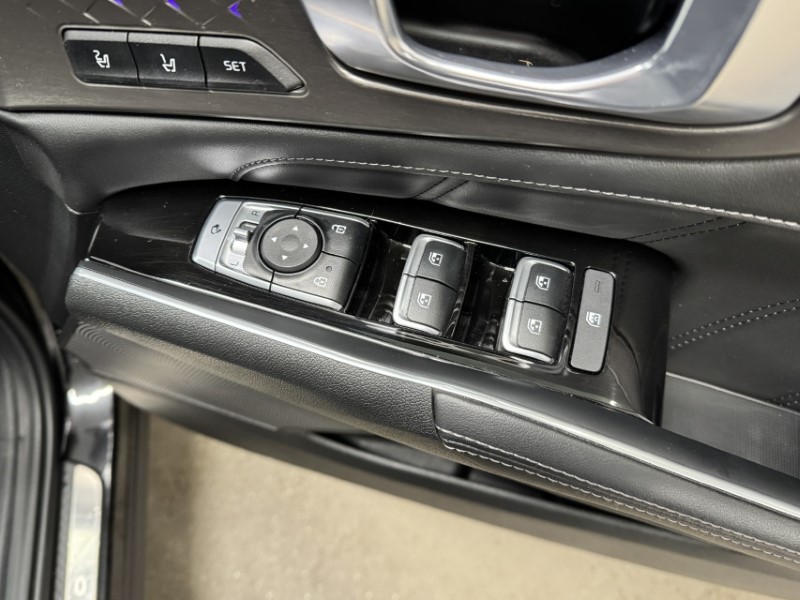 2024 (73) KIA SORENTO 1.6 T-GDi HEV Edition 5dr Auto 5045355