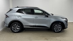 2025 (75) KIA SPORTAGE 1.6T GDi 207 HEV GT-Line 5dr Auto 5044858
