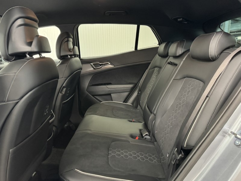 2025 (75) KIA SPORTAGE 1.6T GDi 207 HEV GT-Line 5dr Auto 5044837