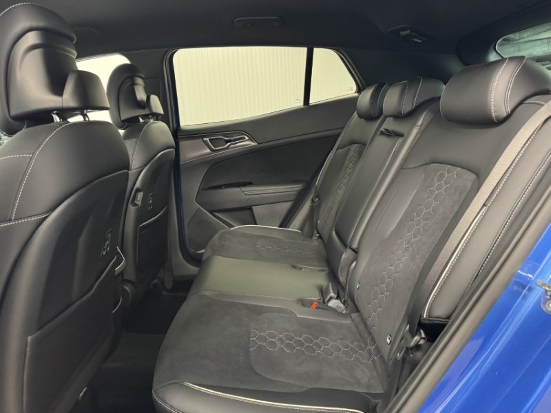 2024 (24) KIA SPORTAGE 1.6T GDi ISG GT-Line 5dr 5040911