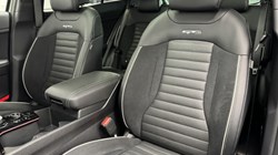 2025 (25) KIA SPORTAGE 1.6T GDi 207 HEV GT-Line S 5dr Auto 5076719