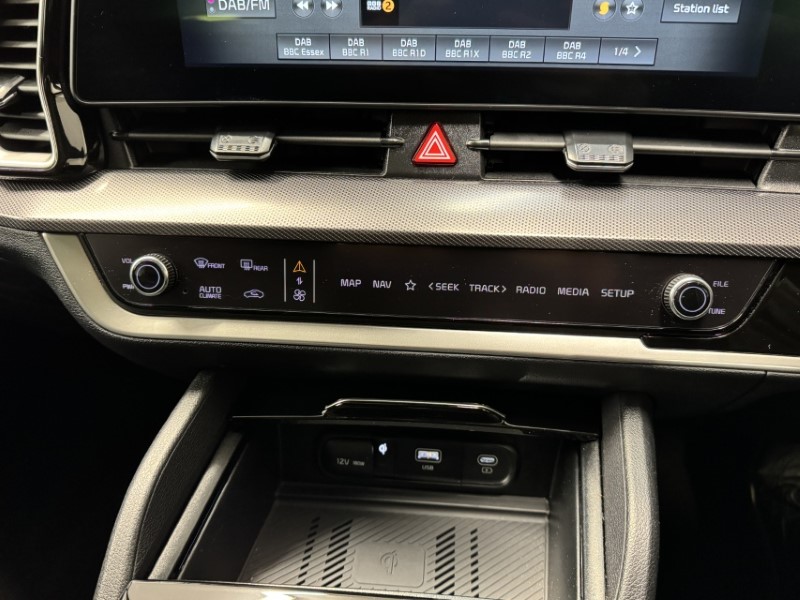 2025 (25) KIA SPORTAGE 1.6T GDi 207 HEV GT-Line S 5dr Auto 5076709