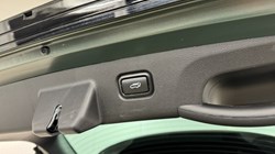 2025 (25) KIA SPORTAGE 1.6T GDi 207 HEV GT-Line S 5dr Auto 5076705