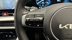2025 (25) KIA SPORTAGE 1.6T GDi 207 HEV GT-Line S 5dr Auto 5076710