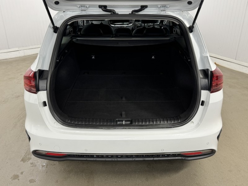 2025 (25) KIA CEED 1.5T GDi ISG 138 3 5dr DCT 5030954