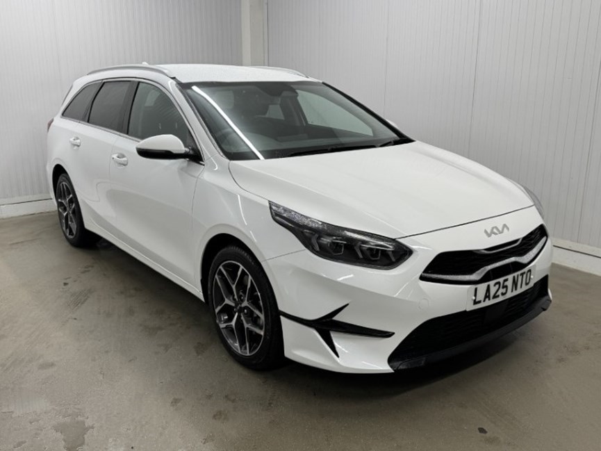 2025 (25) KIA CEED 1.5T GDi ISG 138 3 5dr DCT