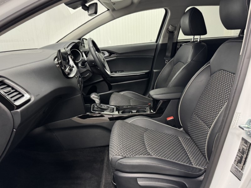 2025 (25) KIA CEED 1.5T GDi ISG 138 3 5dr DCT 5030961