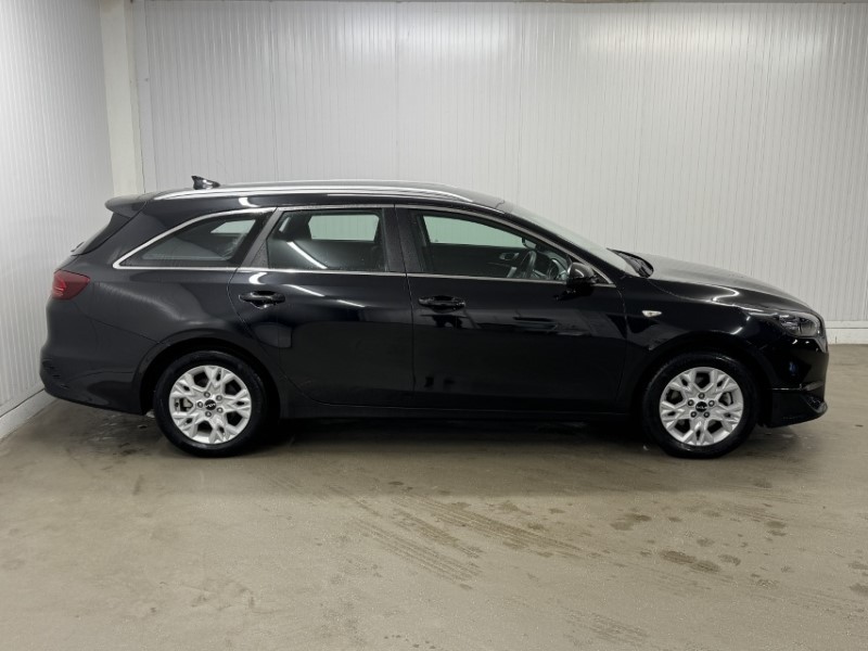 2025 (25) KIA CEED 1.5T GDi ISG 138 2 5dr 5030931