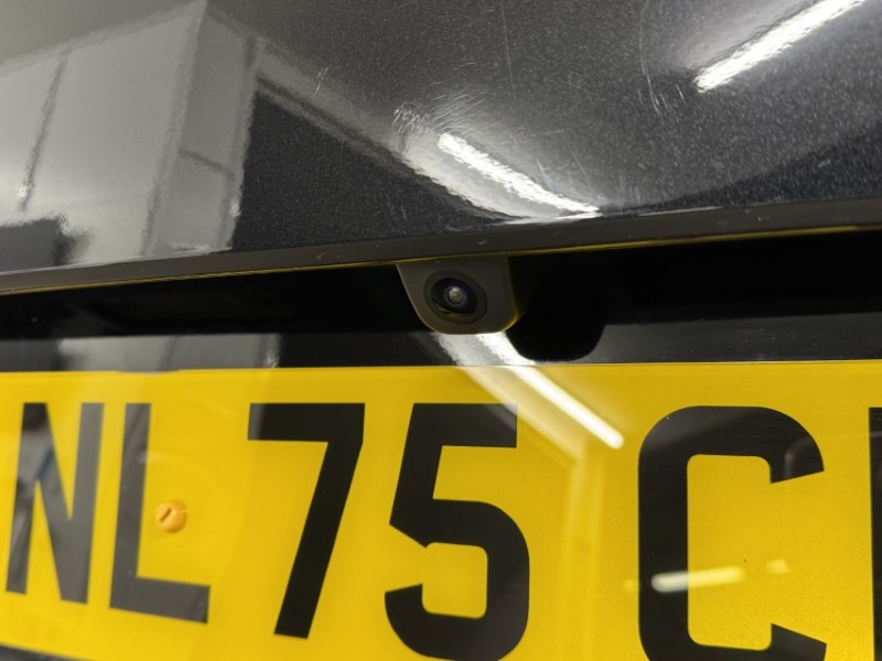 2025 (75) KIA SPORTAGE 1.6T GDi 207 HEV GT-Line 5dr Auto 5088470