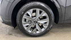2025 (75) KIA SPORTAGE 1.6T GDi 207 HEV GT-Line 5dr Auto 5076699