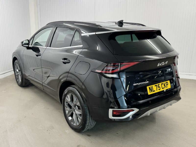 2025 (75) KIA SPORTAGE 1.6T GDi 207 HEV GT-Line 5dr Auto 5076640