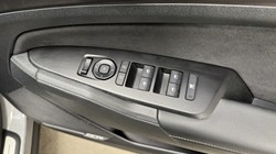 2025 (75) KIA SPORTAGE 1.6T GDi HEV GT-Line S 5dr Auto 5078965