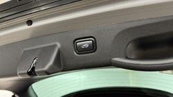 2025 (75) KIA SPORTAGE 1.6T GDi HEV GT-Line S 5dr Auto 5078956