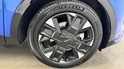 2025 (75) KIA SPORTAGE 1.6T GDi HEV GT-Line S 5dr Auto 5059681