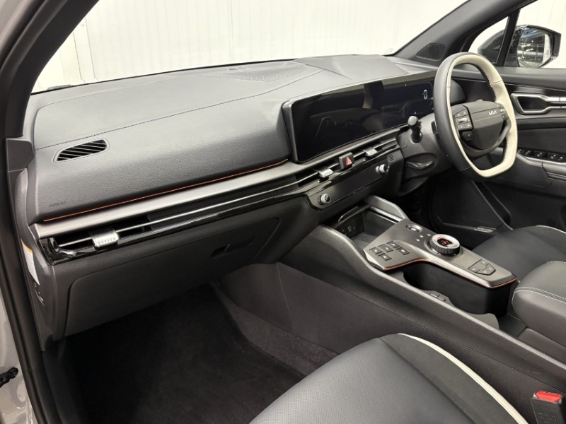 2025 (75) KIA SPORTAGE 1.6T GDi HEV GT-Line S 5dr Auto 5052622