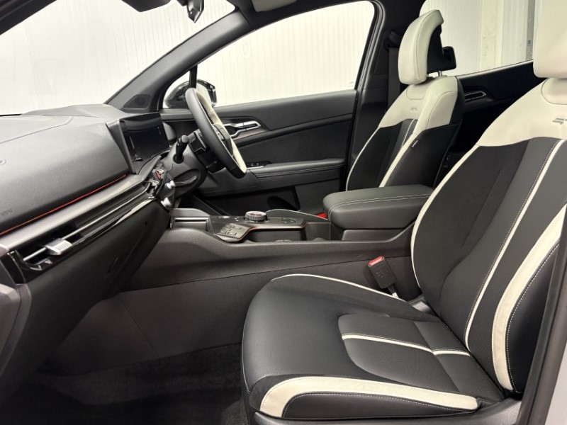 2025 (75) KIA SPORTAGE 1.6T GDi HEV GT-Line S 5dr Auto 5052623