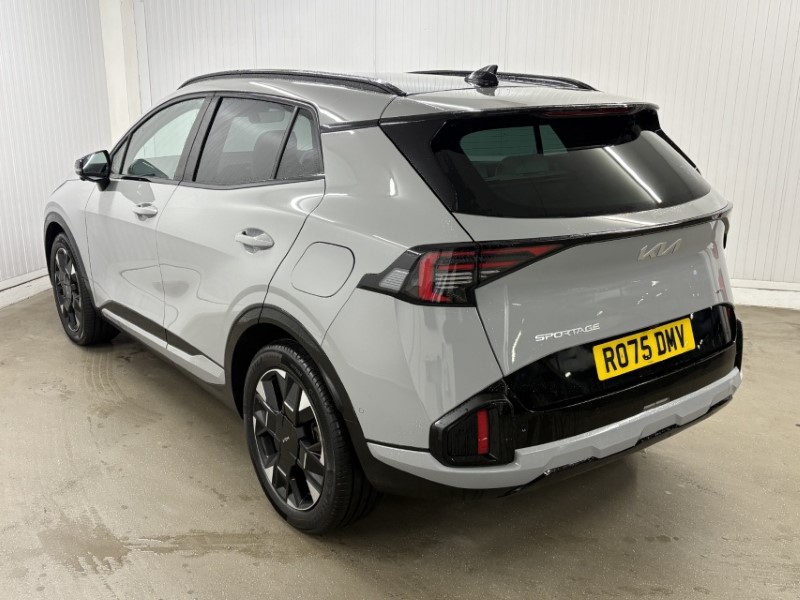 2025 (75) KIA SPORTAGE 1.6T GDi HEV GT-Line S 5dr Auto 5052618